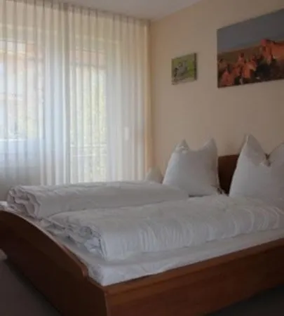 Ferienwohnung Waldstrasse 12 شقة